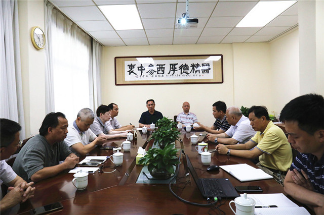 国医大师韦贵康教授亲临我院指导骨伤科发展