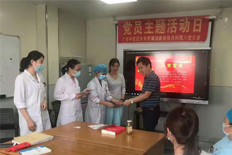 赠送生日贺卡.jpg 赠送生日贺卡.jpg