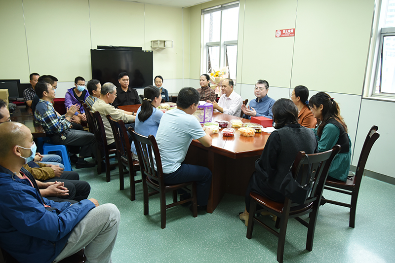 1座谈会现场.jpg