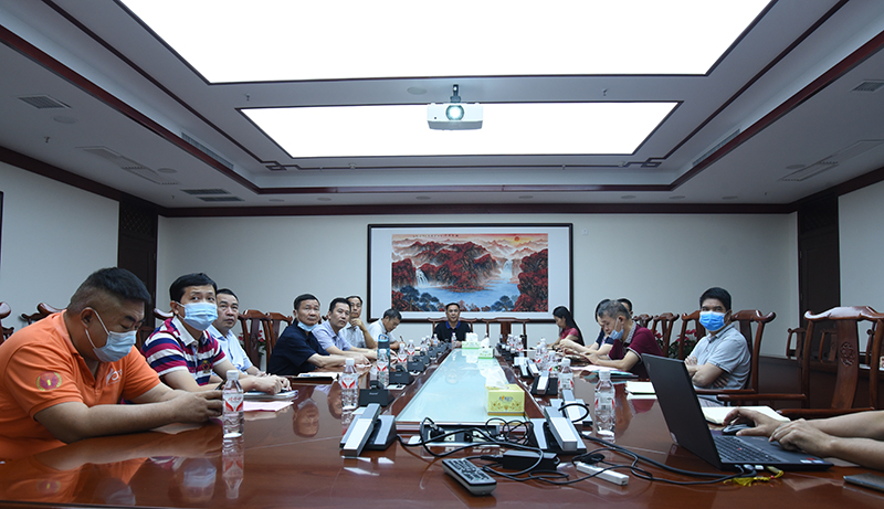 会议现场800.jpg 会议现场800.jpg