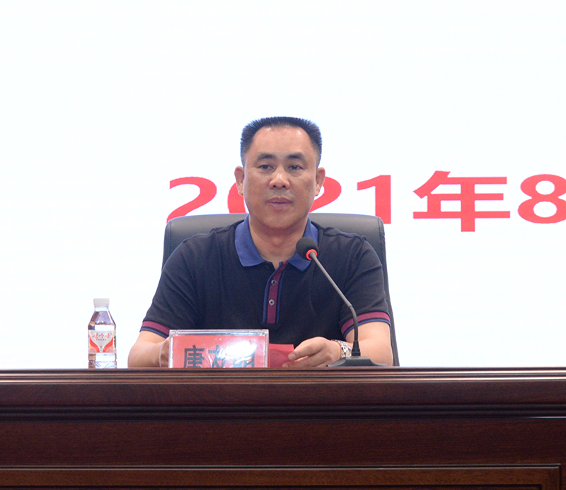 唐友明发表讲话3.jpg 唐友明发表讲话3.jpg