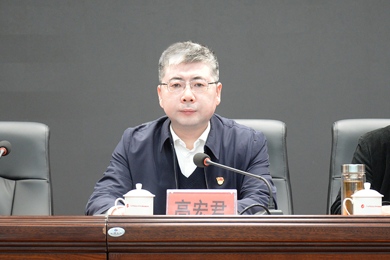 2黑.jpg 2黑.jpg