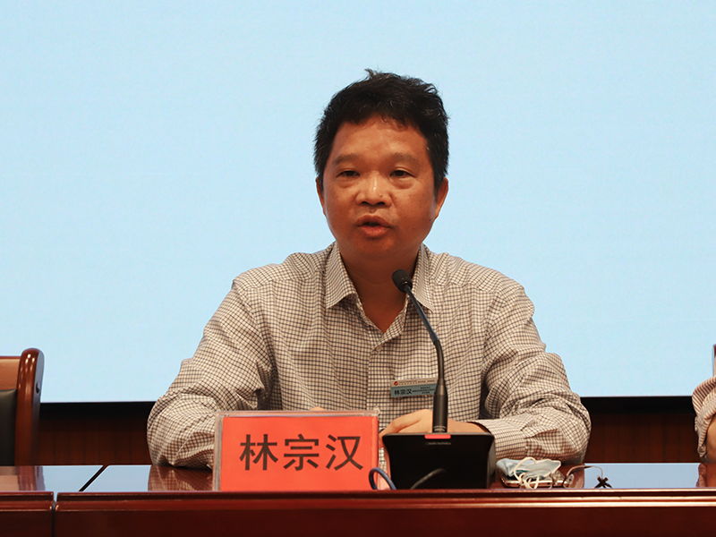 4林宗汉书记致欢迎辞.jpg 4林宗汉书记致欢迎辞.jpg