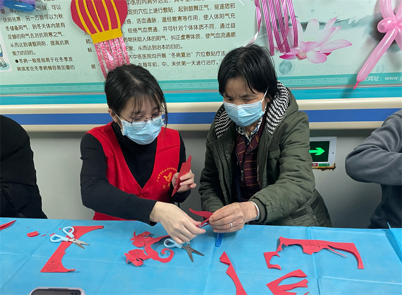 “情暖病房 喜迎新年”新年主题活动 (2).jpg “情暖病房 喜迎新年”新年主题活动 (2).jpg