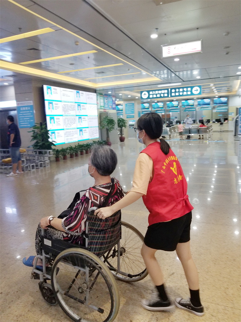 门诊志愿服务2.jpg