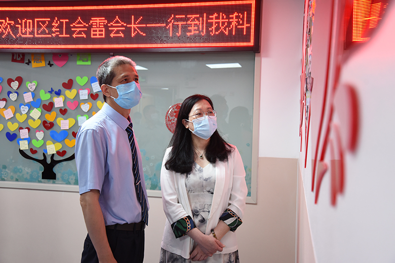 5参观胸心血管外科.jpg 5参观胸心血管外科.jpg