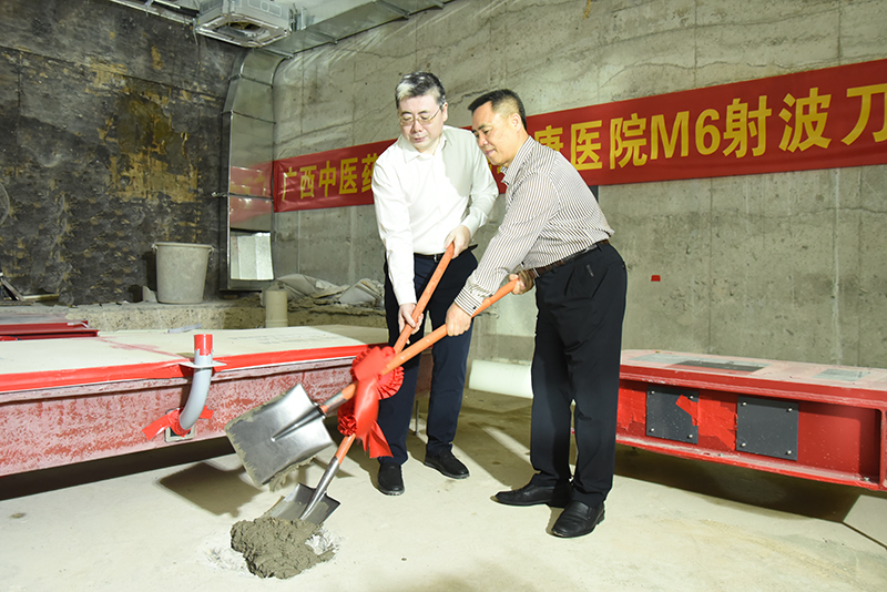 5领导奠基.jpg 5领导奠基.jpg