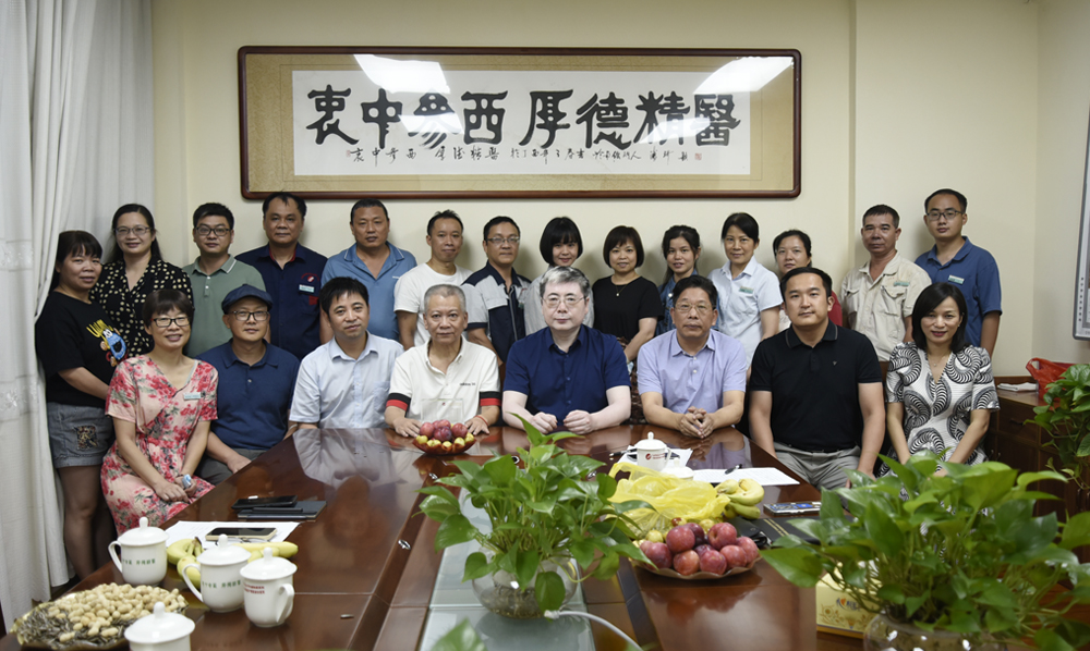 7合影.jpg 7合影.jpg