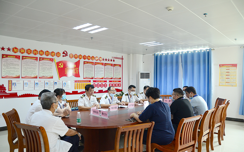 座谈会现场.jpg 座谈会现场.jpg