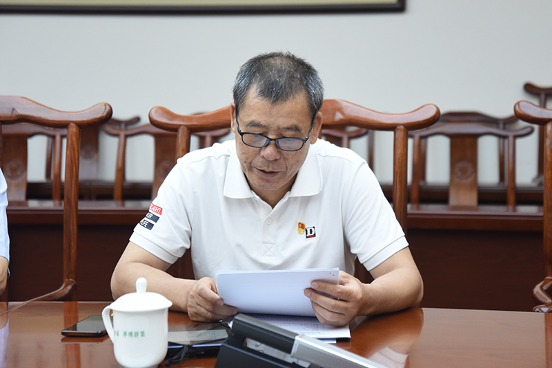 5维系着副院长领学.jpg