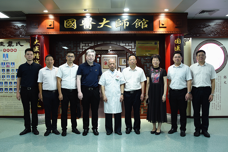 3合影.jpg 3合影.jpg
