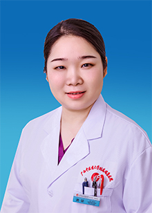黄翎