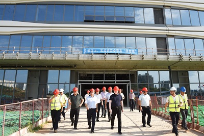 李雪斌校长到中医二附院凤岭南医院建设项目调研