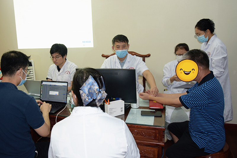 传经送宝，赓续中医血脉——许家栋教授到我院开展经方学术活动